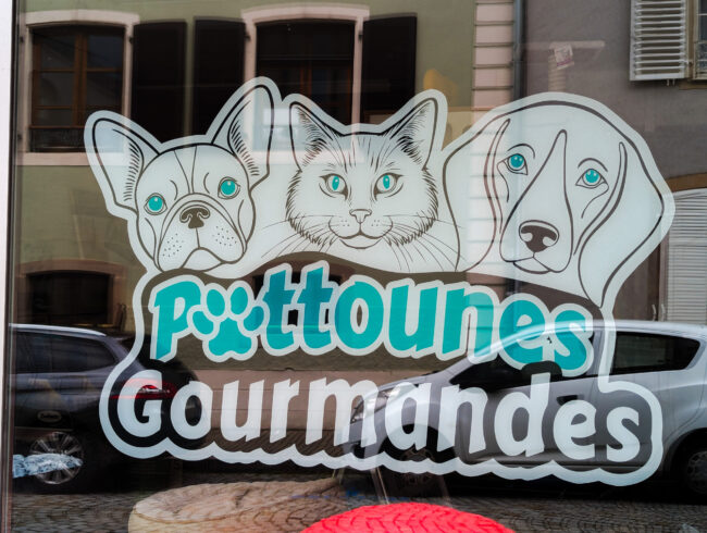 Edugraphik Rosheim sticker vitrophanie Pattounes Gourmandes Molsheim 01